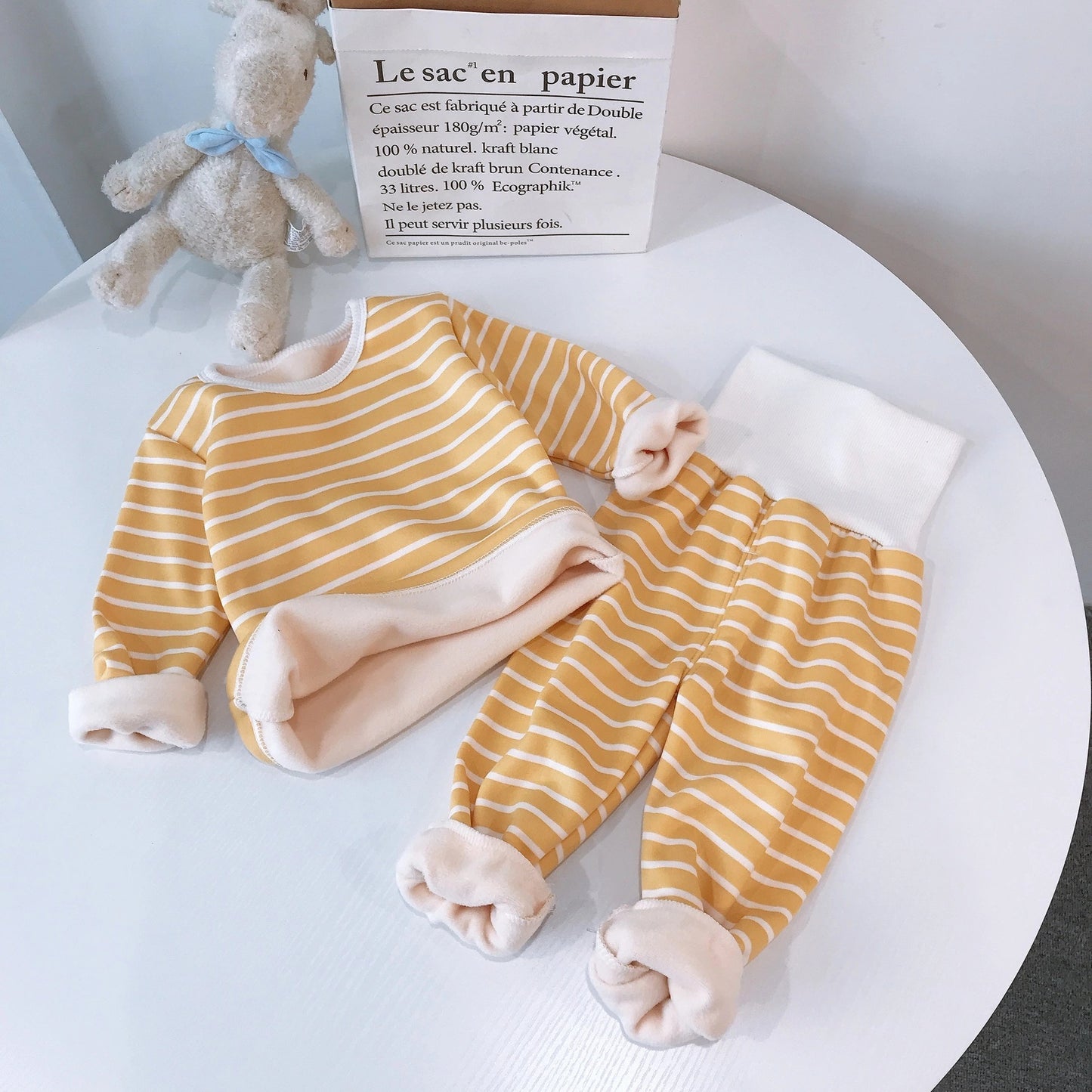 Thermo-Winterunterwäsche-Pyjama-Set bestehend aus zwei Teilen mit hoch tailliertem Hemd und Hose für Babys und Kinder