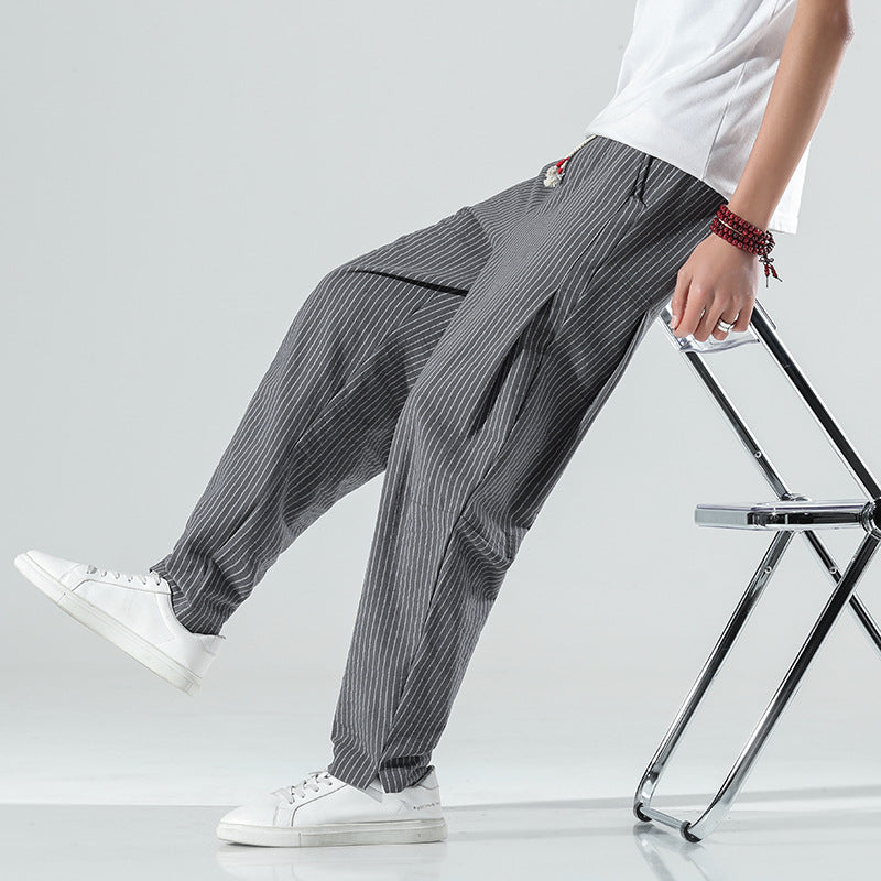 Pantaloni casual a righe ampi e comodi per l'estete in cotone da uomo aspie shop neurodivergenti neurodivergenza ADHD autism dyspraxia dyslexia spectrum neurodiversity neurodiverse conditions Tourette down dyscalculia Irlen autisme dyspraxie spectre dyslexie neurodiversité affections dyscalculie neurodivergents syndrome Asperger moda donna uomo bambino abbigliamento accessori mode femmes hommes enfants vêtements accessoires fashion women men children clothing accessories